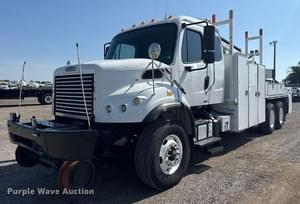2012 Freightliner Business Class M2 Image