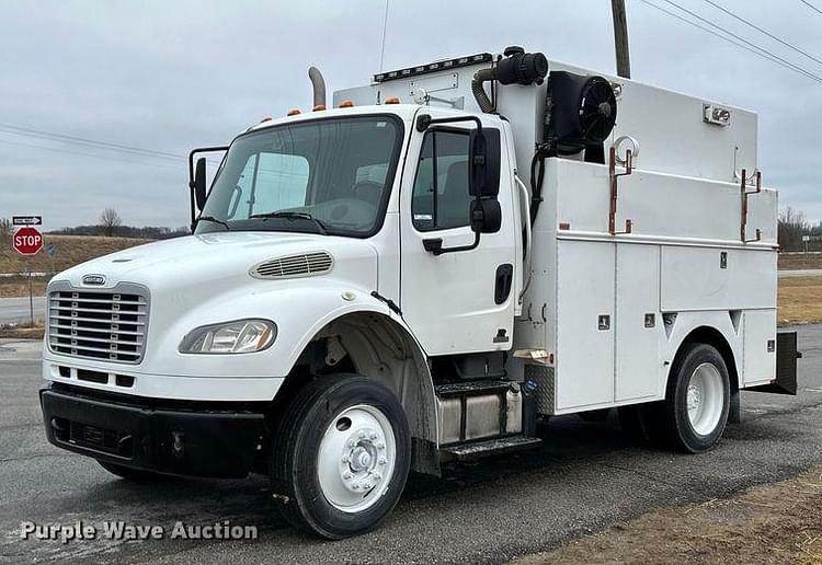 2012 Freightliner Business Class M2 Equipment Image0