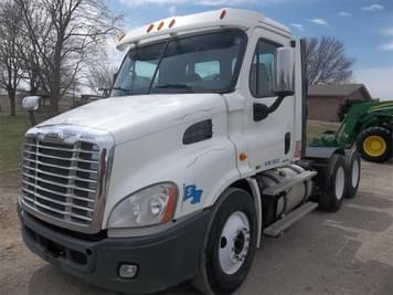 Main image Freightliner Cascadia 113