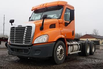 Main image Freightliner Cascadia 113