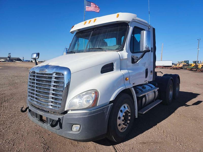 Image of Freightliner Cascadia 113 Primary image