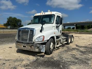 Main image Freightliner Cascadia 125