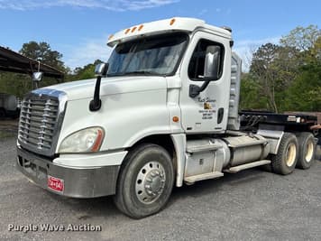 Main image Freightliner Cascadia 125