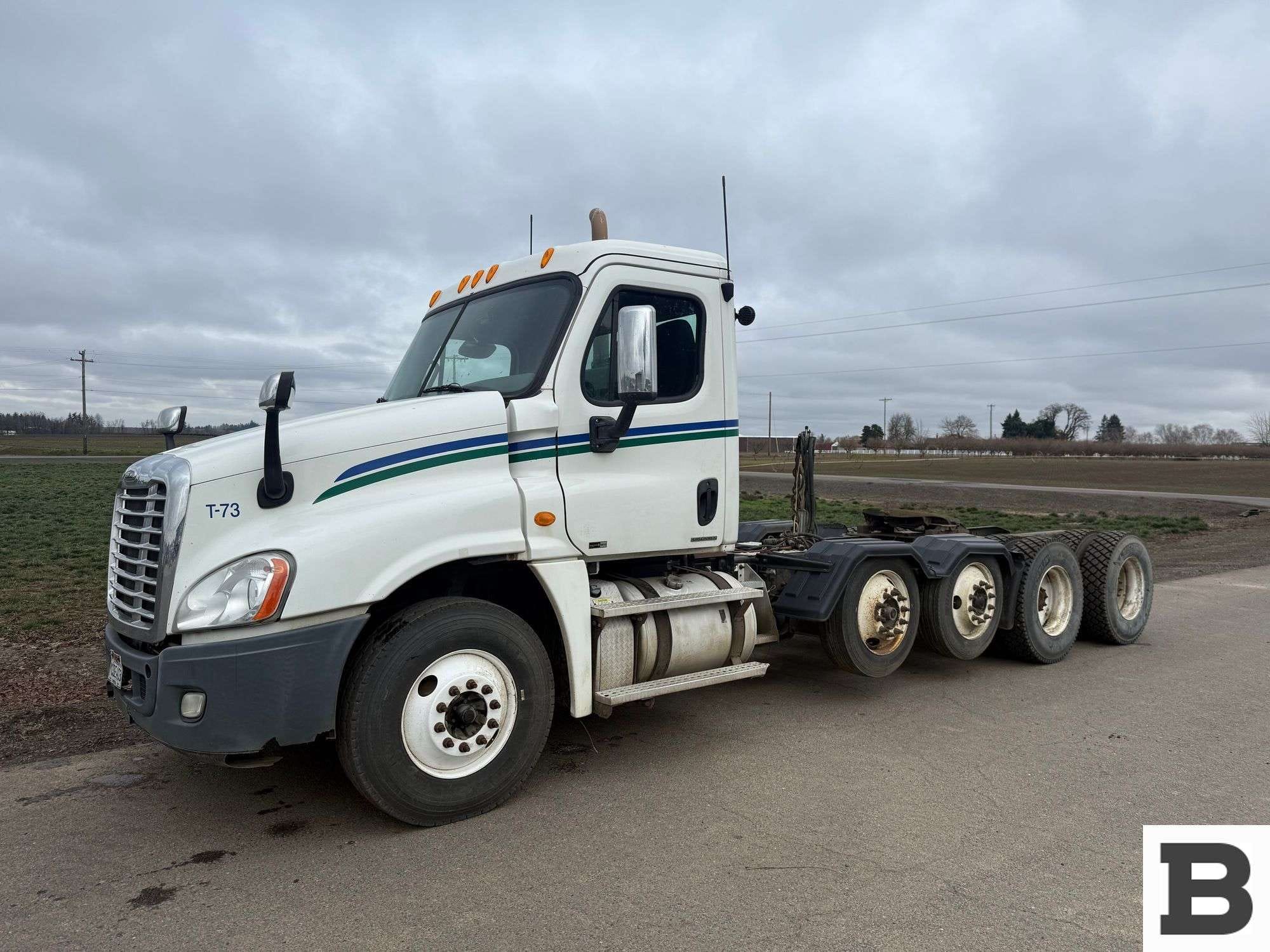 2012 Freightliner Cascadia 125 Equipment Image0