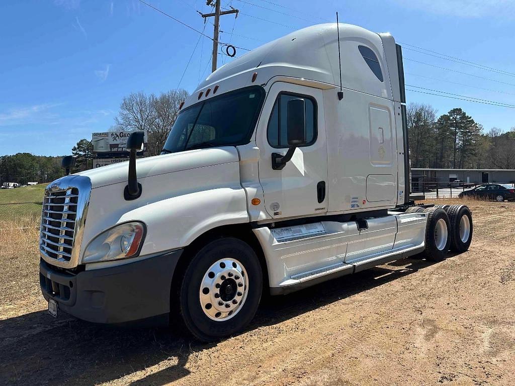 Image of Freightliner Cascadia 125 Primary image