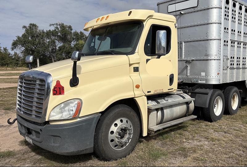Image of Freightliner Cascadia Primary image