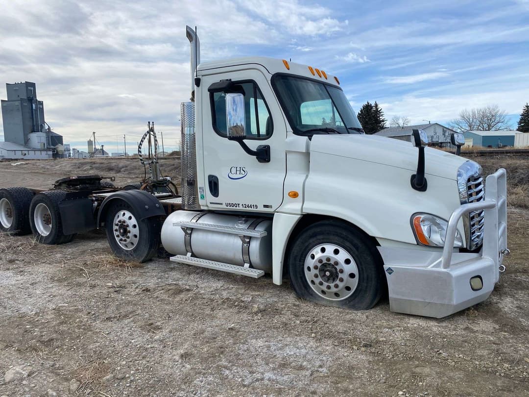Image of Freightliner Cascadia Primary image