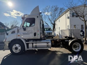 2012 Freightliner Cascadia Image