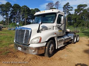 2012 Freightliner Cascadia Image