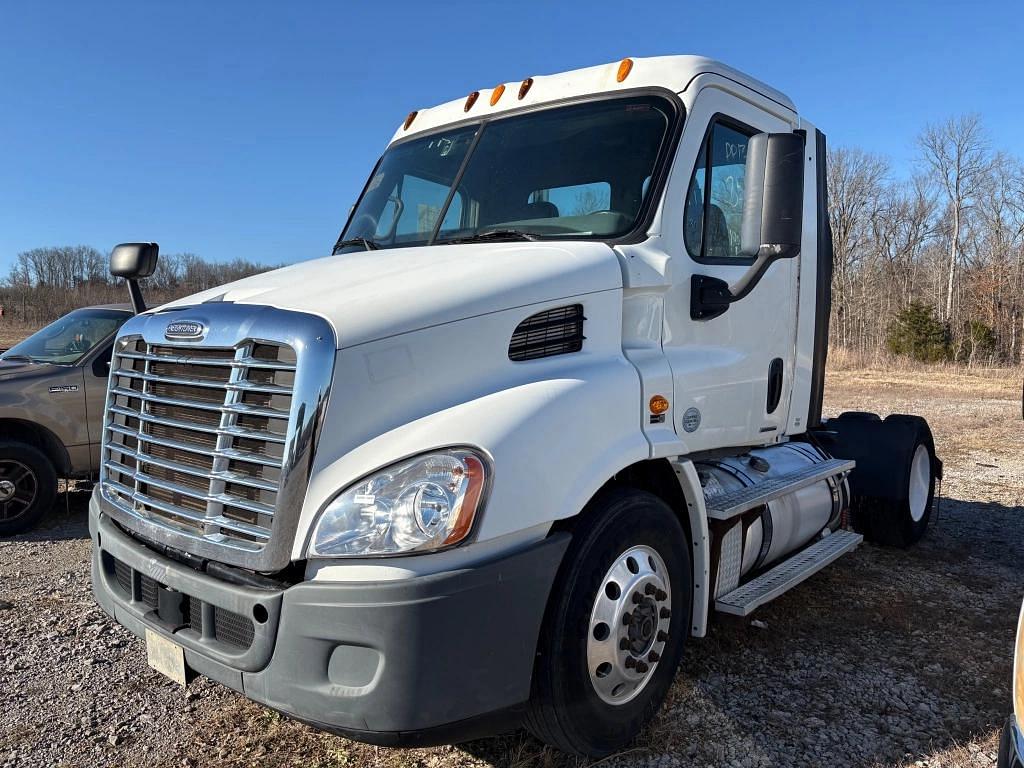 Image of Freightliner Cascadia Primary image