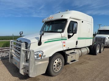 Main image Freightliner Cascadia
