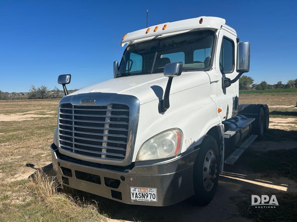 Image of Freightliner Cascadia Primary image