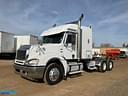 2012 Freightliner Columbia Image