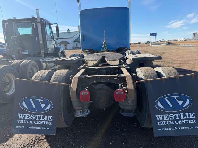 Image of Freightliner Coronado 122 equipment image 2