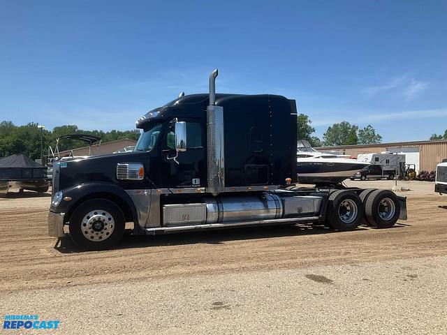 Image of Freightliner Coronado equipment image 1