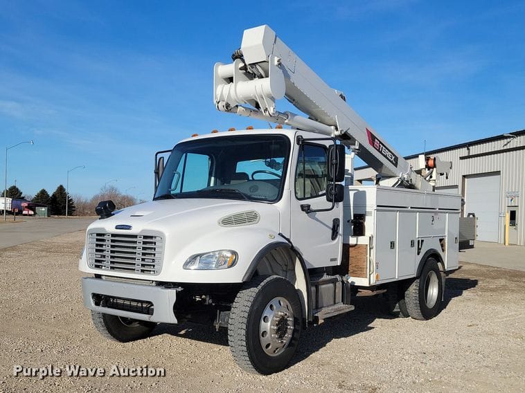 2012 Freightliner Business Class M2 Equipment Image0