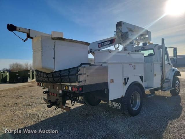 Image of Freightliner Business Class M2 equipment image 4