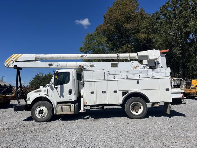 Image of Freightliner M2 equipment image 1