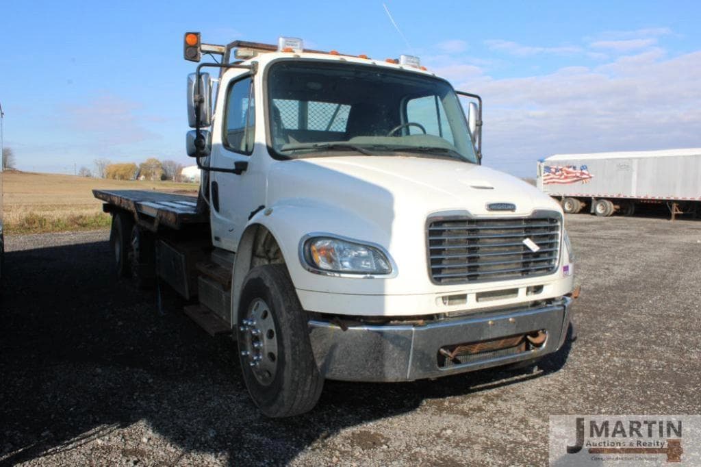 Image of Freightliner Business Class M2 Primary image