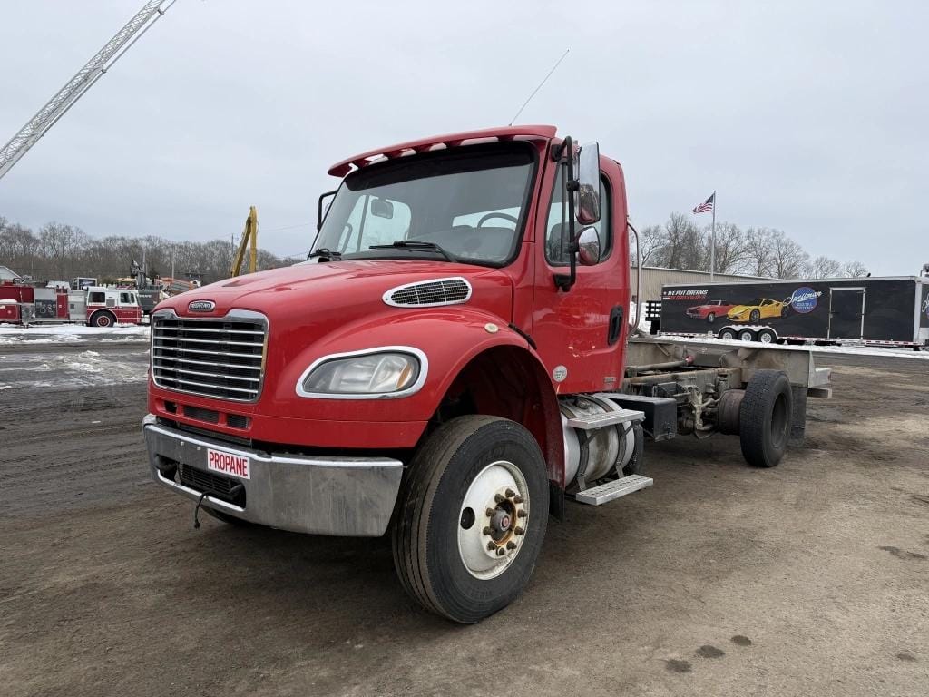 2012 Freightliner M2 Equipment Image0