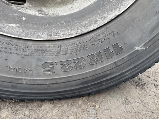 Image of Freightliner M2 equipment image 4