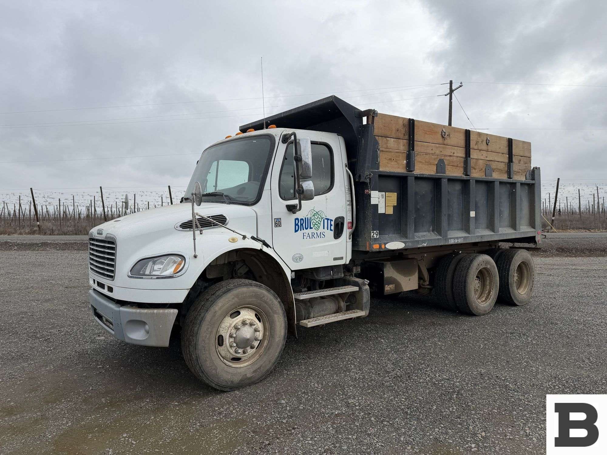 2012 Freightliner M2 Equipment Image0