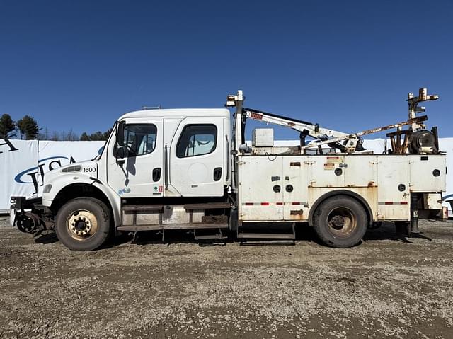 Image of Freightliner M2 equipment image 1