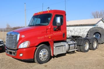 Main image Freightliner Cascadia