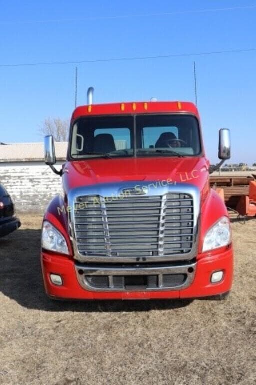 Image of Freightliner Cascadia equipment image 1