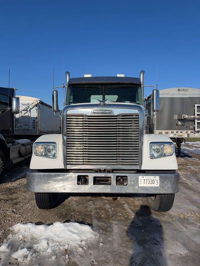Image of Freightliner Coronado equipment image 1