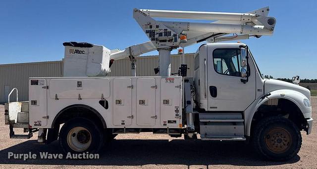 Image of Freightliner Business Class M2 equipment image 3