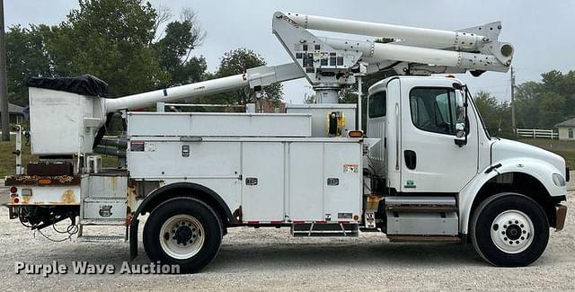 Image of Freightliner Business Class M2 equipment image 3