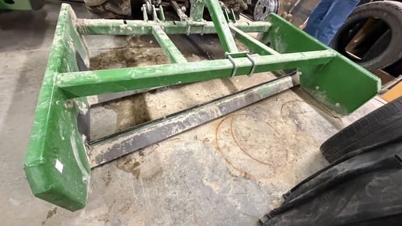 2012 Frontier LP1207 Equipment Image0