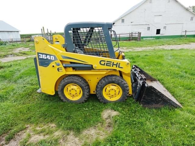 Image of Gehl 3640 equipment image 1