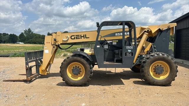Image of Gehl RS8-44 equipment image 1