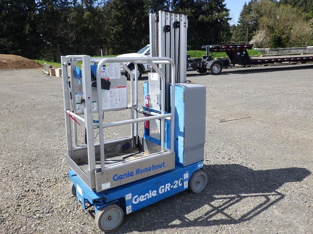 2012 Genie GR-20 Equipment Image0