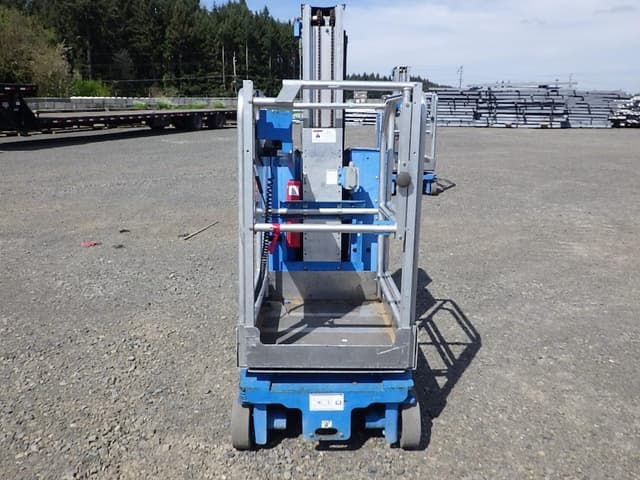 Image of Genie GR-20 equipment image 1