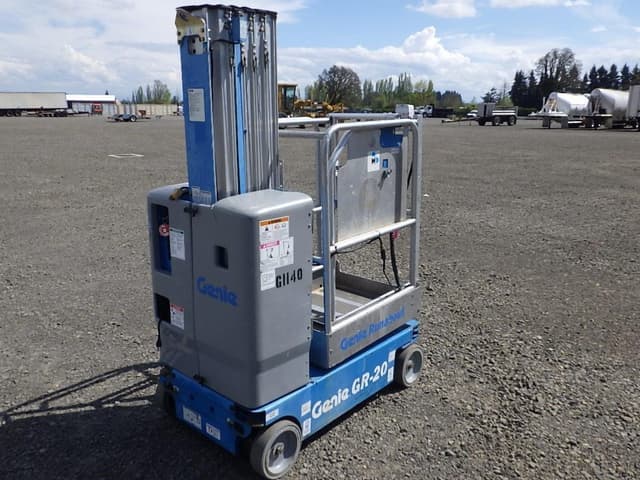 Image of Genie GR-20 equipment image 4