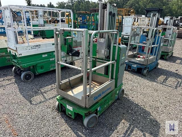 Image of Genie GR-20 equipment image 1