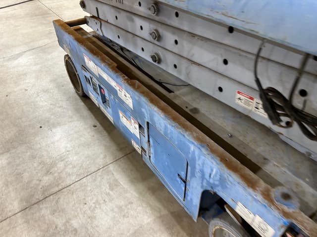 Image of Genie GS-2646 equipment image 2