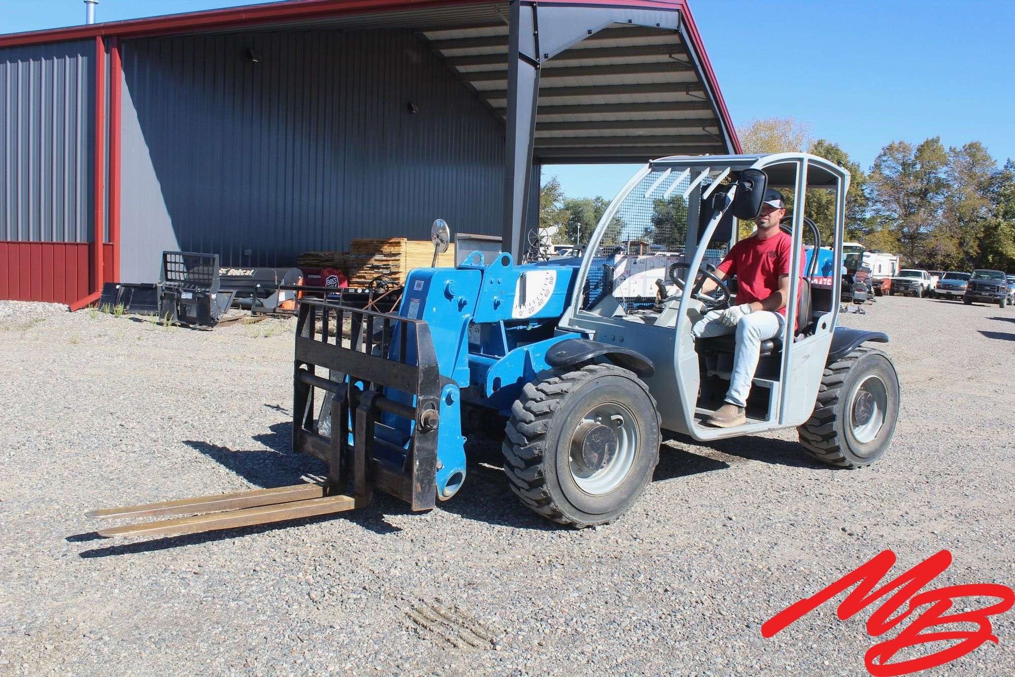 2012 Genie GTH-5519 Equipment Image0