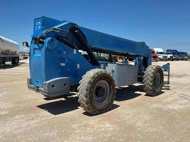 Image of Genie GTH1056 equipment image 3