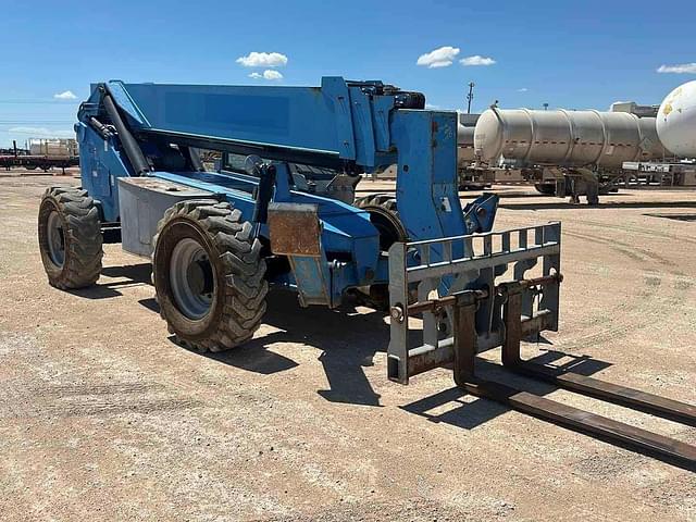 Image of Genie GTH1056 equipment image 2