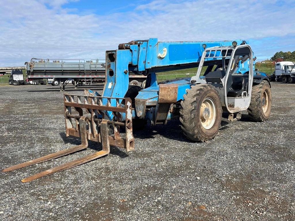 Main image Genie GTH-1056