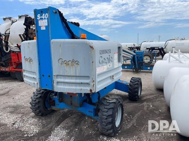 Image of Genie S-45 equipment image 4