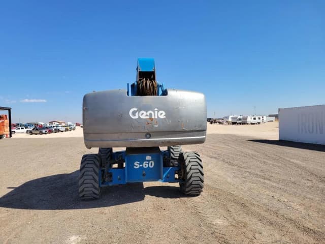 Image of Genie S-60X equipment image 3
