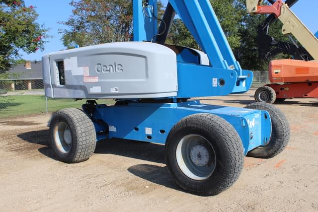 Image of Genie S-85 equipment image 2