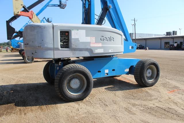 Image of Genie S-85 equipment image 1