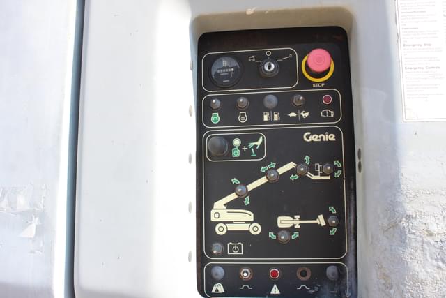 Image of Genie S-85 equipment image 4