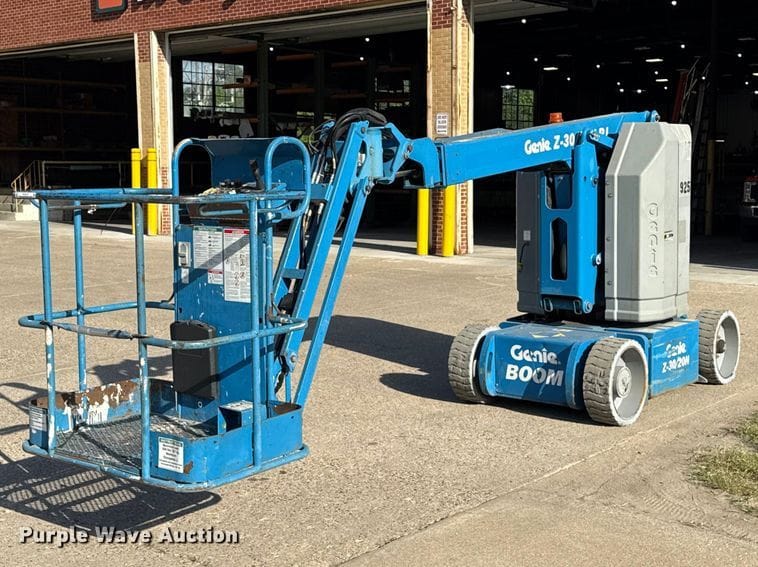 2012 Genie Z-30/20N Equipment Image0